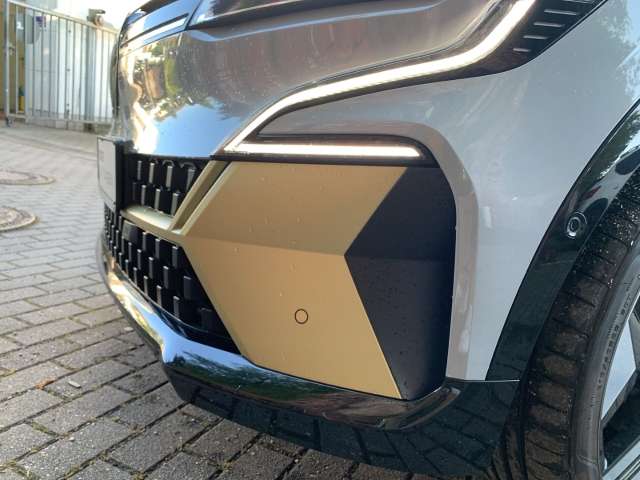 Fahrzeugbild eines Renault Megane E-TECH