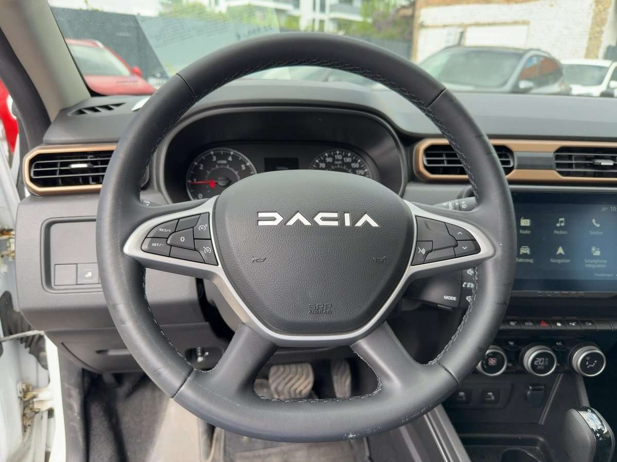 Fahrzeugbild eines Dacia Duster