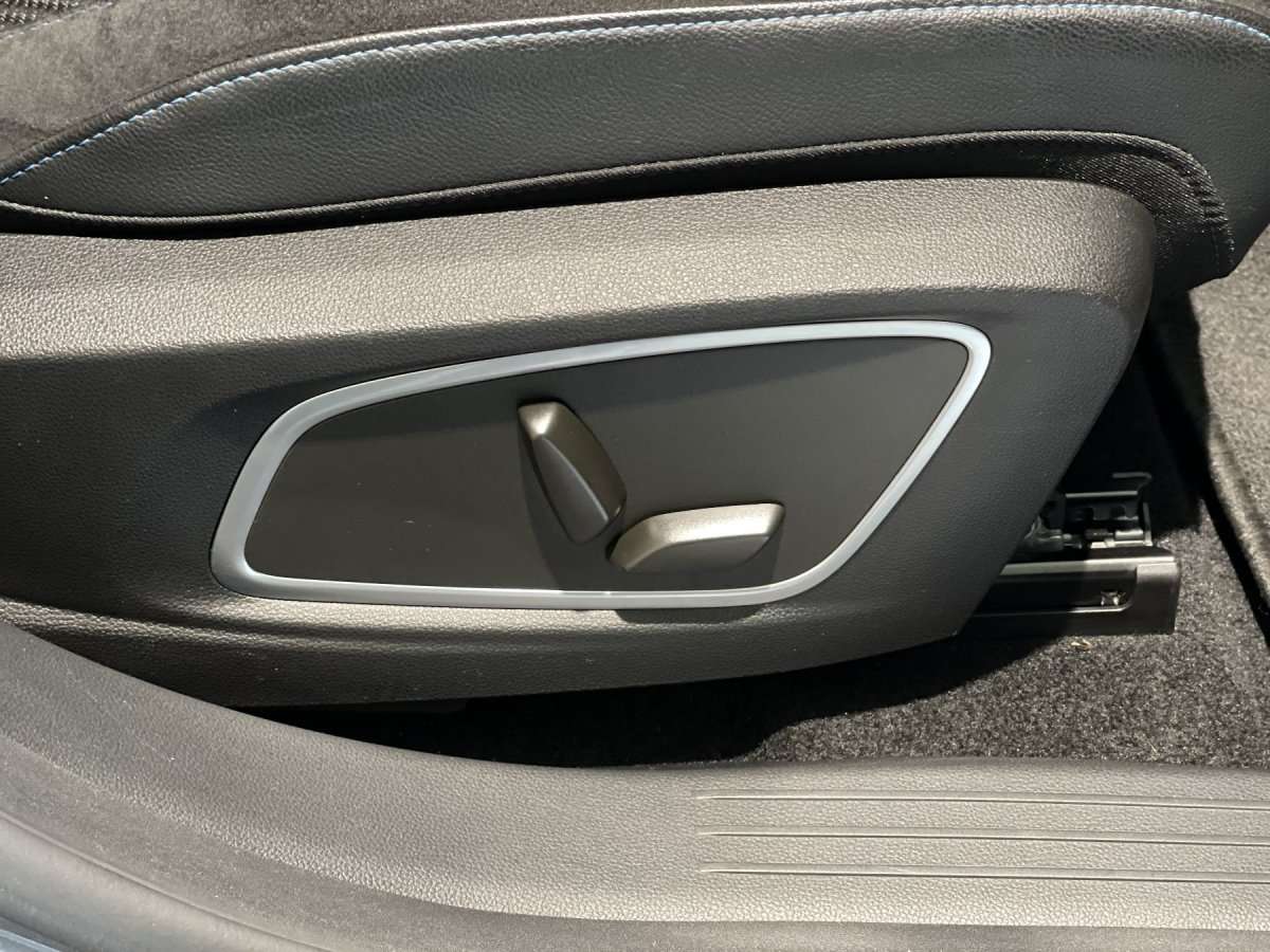 Fahrzeugbild eines Renault Austral
