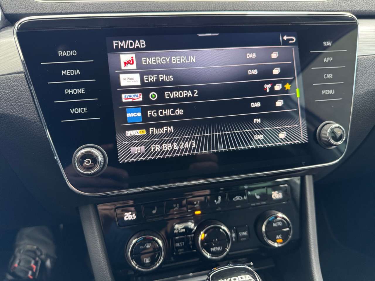 Fahrzeugbild eines Skoda Superb