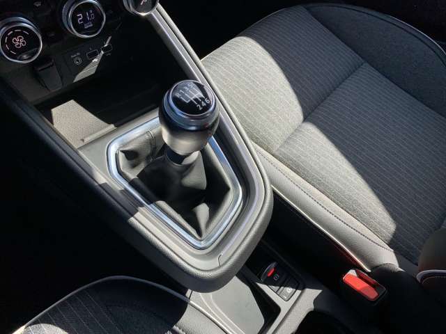 Fahrzeugbild eines Renault Clio