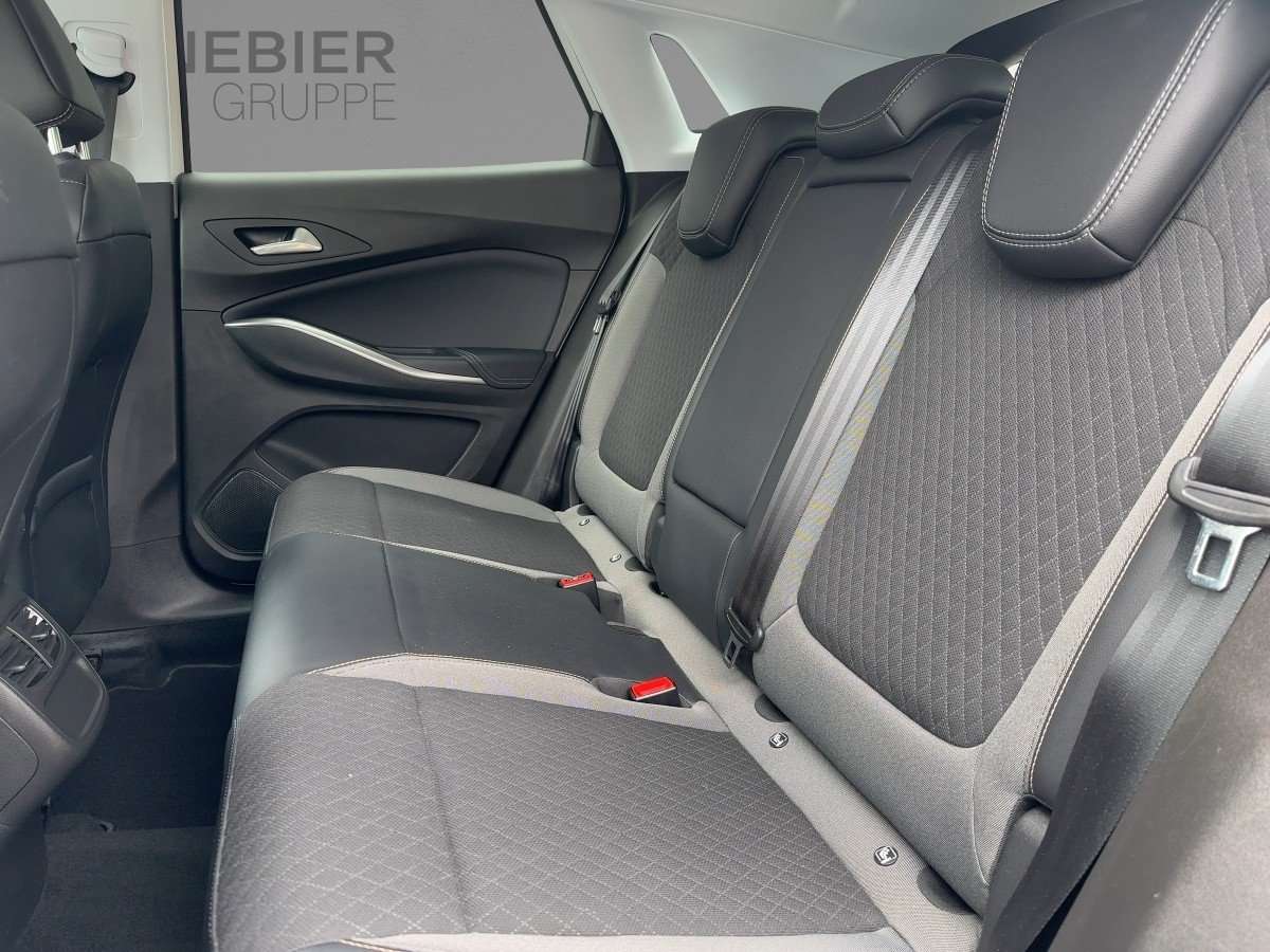 Fahrzeugbild eines Opel Grandland X