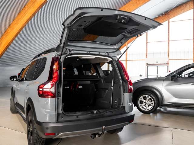 Fahrzeugbild eines Dacia Jogger