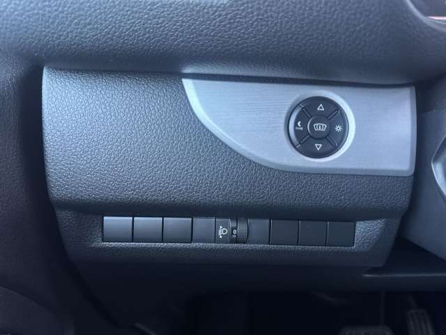 Fahrzeugbild eines Opel Zafira Life