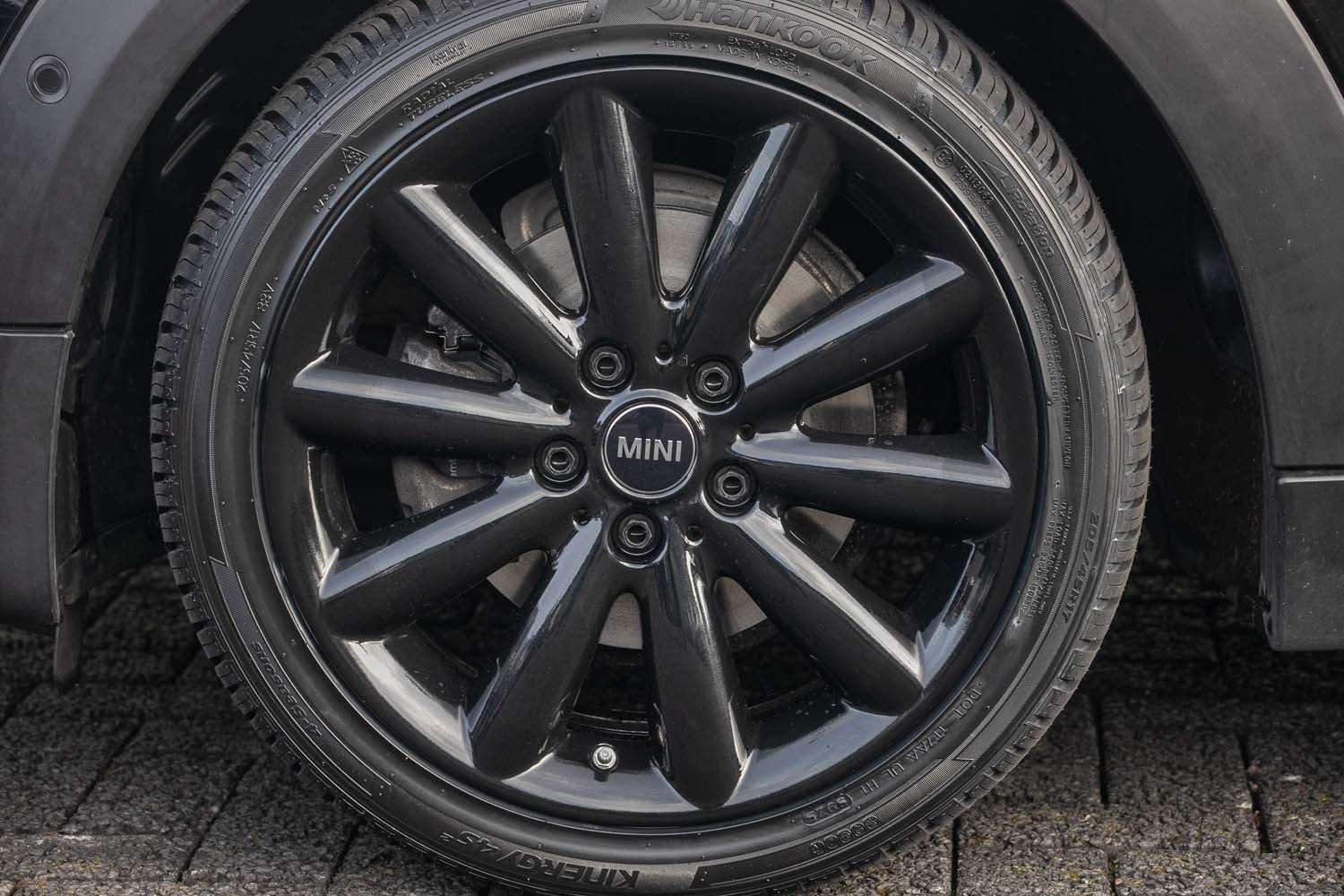 Fahrzeugbild eines MINI COOPER