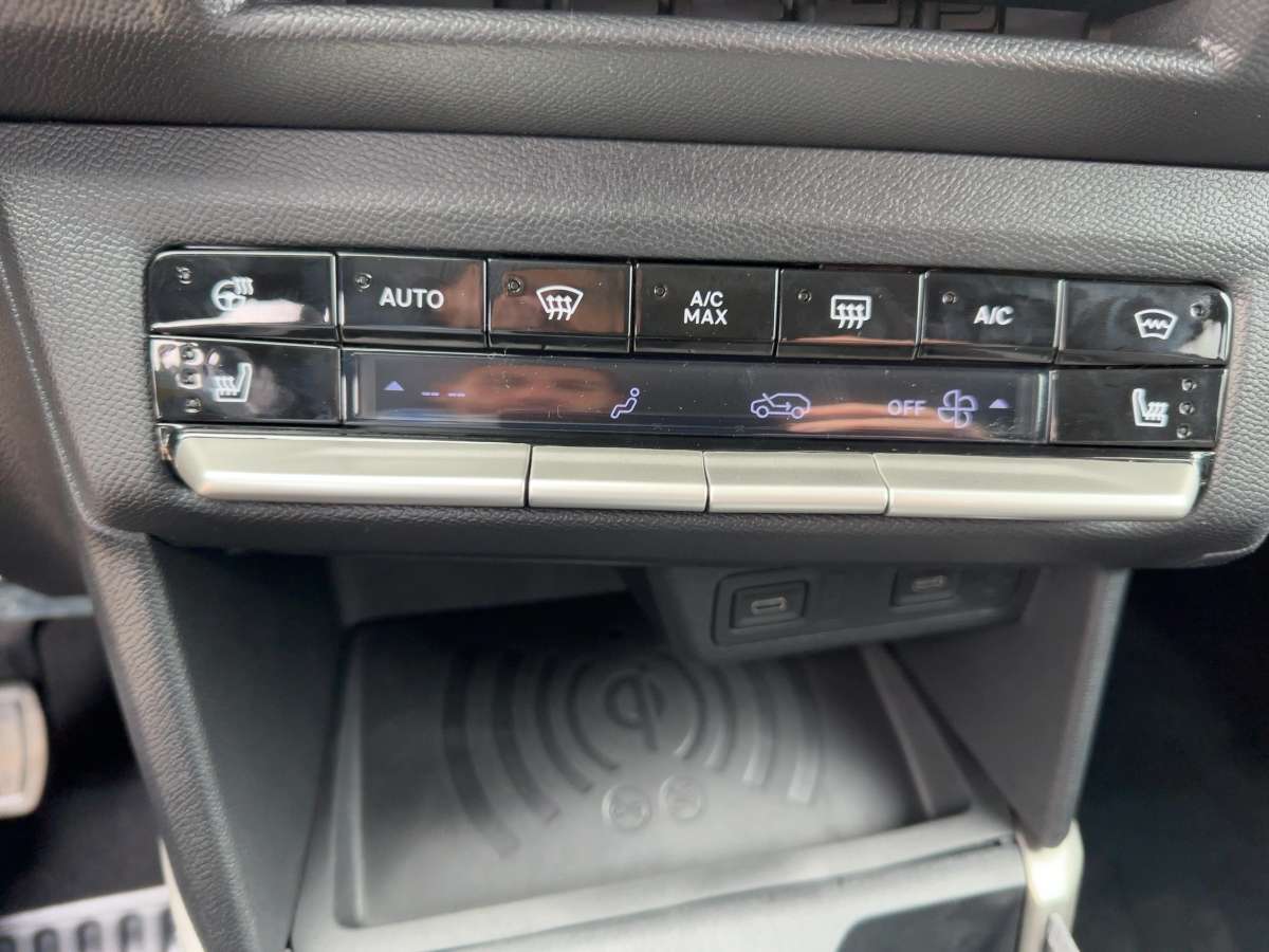 Fahrzeugbild eines Opel Frontera