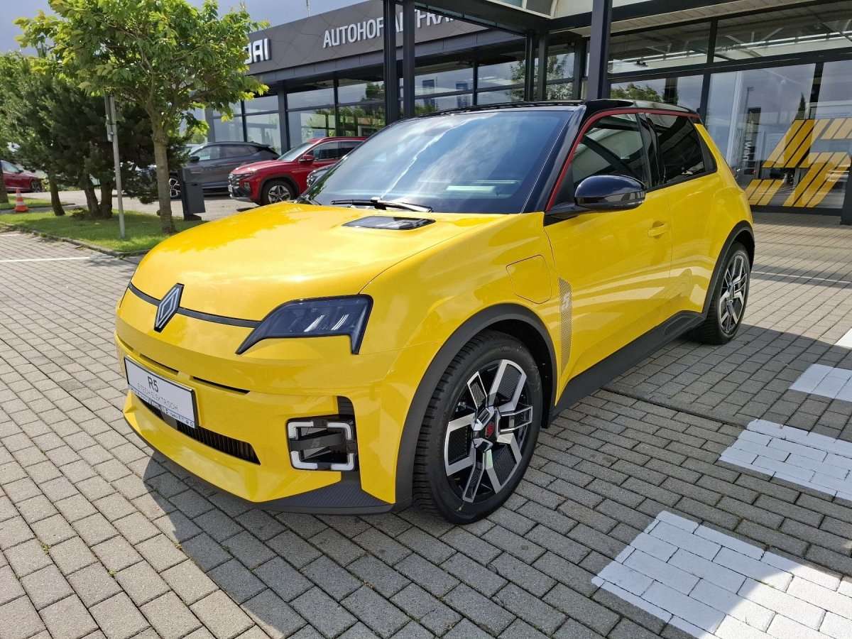 Fahrzeugbild eines Renault 5 E-TECH