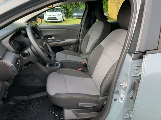 Fahrzeugbild eines Dacia Jogger