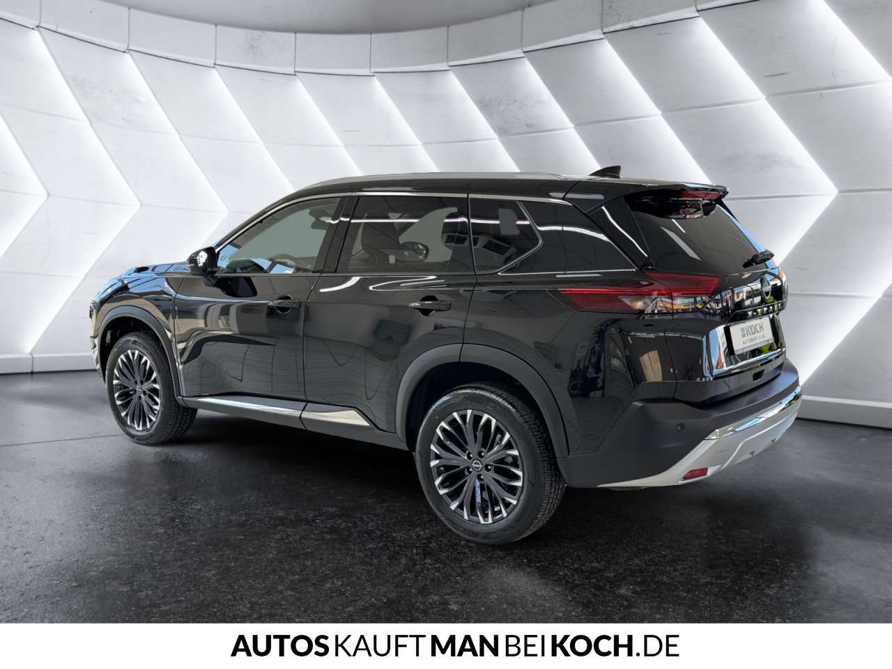 Fahrzeugbild eines Nissan X-TRAIL