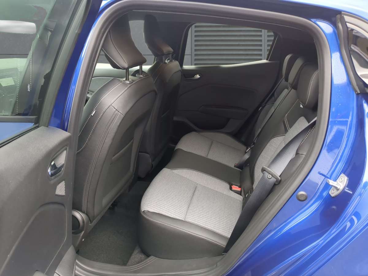 Fahrzeugbild eines Renault Clio