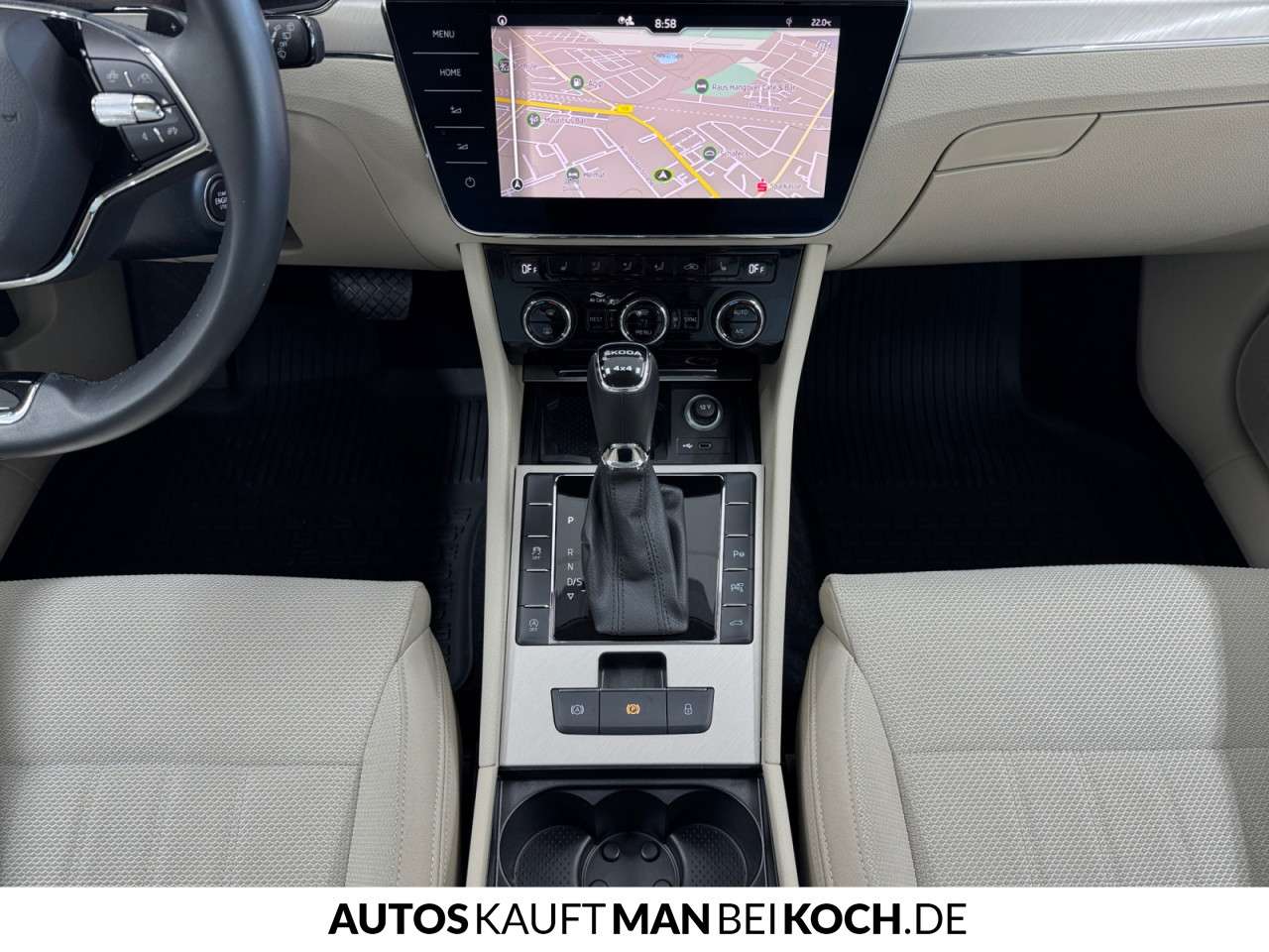 Fahrzeugbild eines Skoda Superb