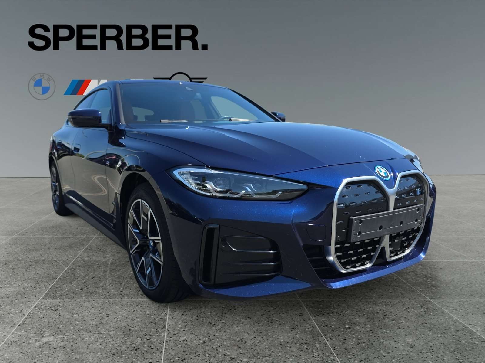Fahrzeugbild eines BMW i4