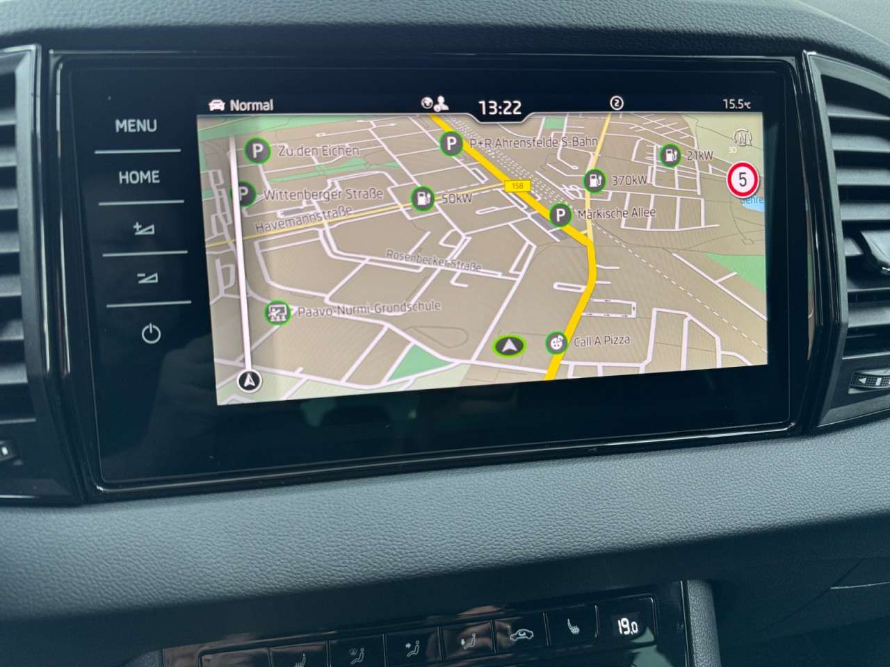Fahrzeugbild eines Skoda Karoq