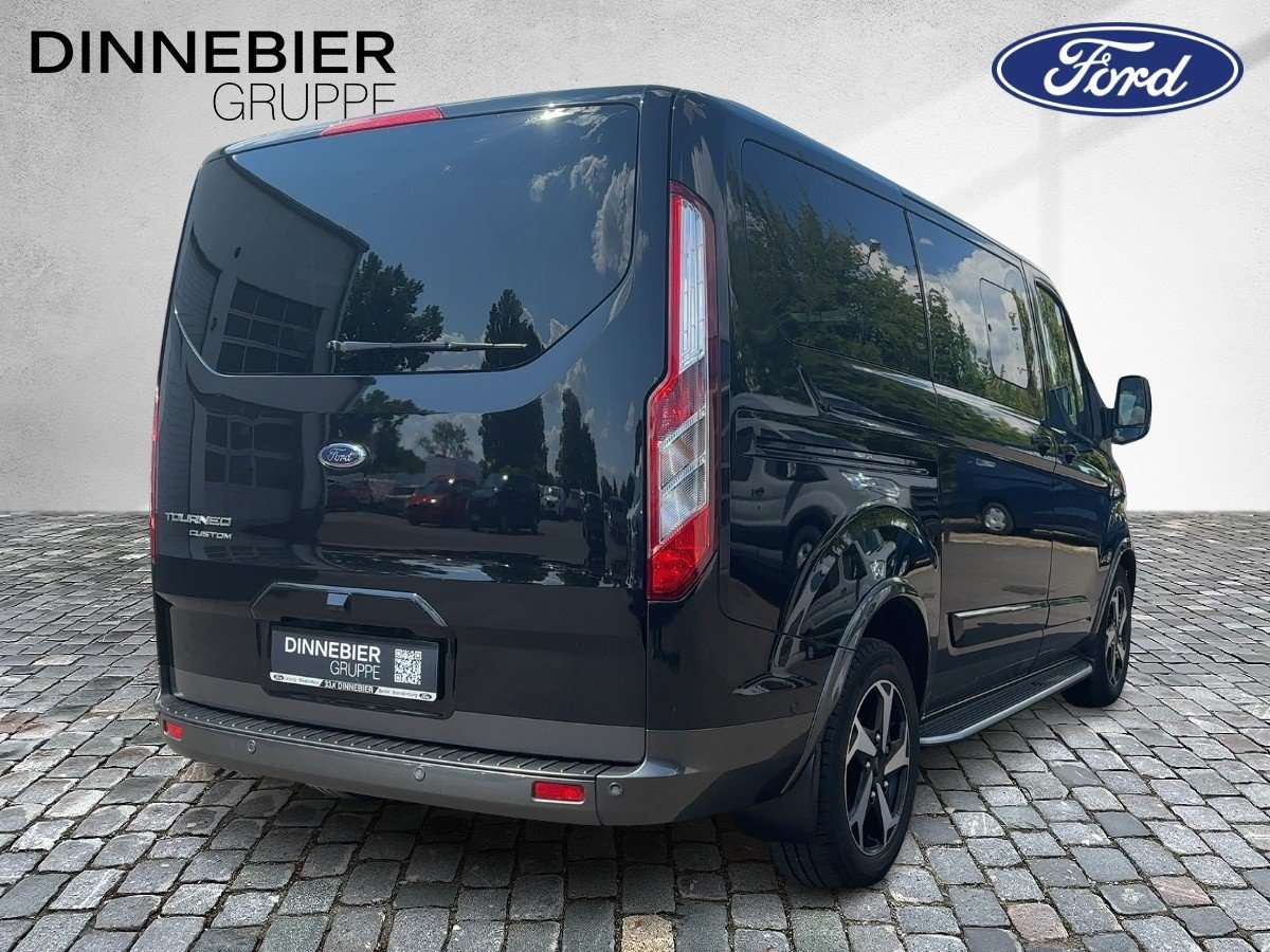 Fahrzeugbild eines Ford Tourneo Custom