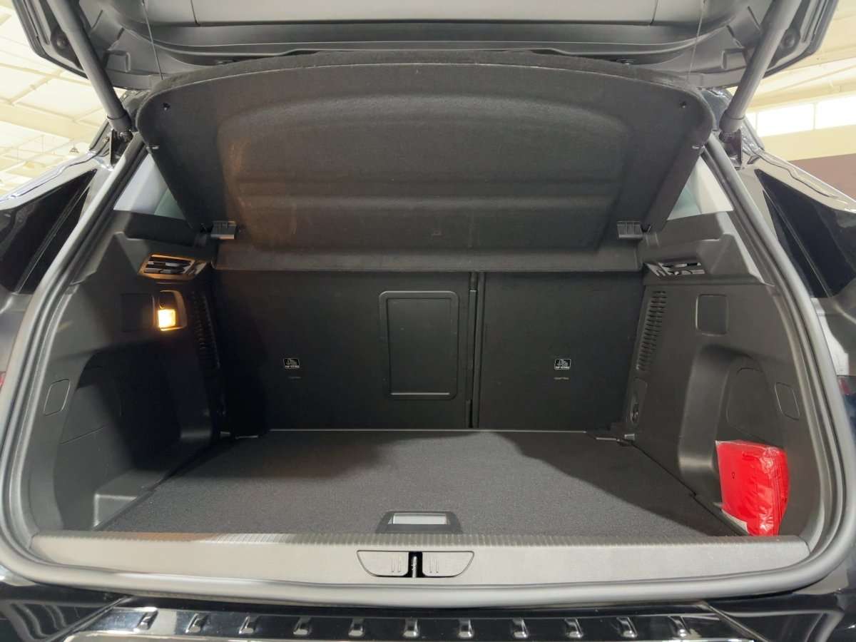 Fahrzeugbild eines Opel Grandland X