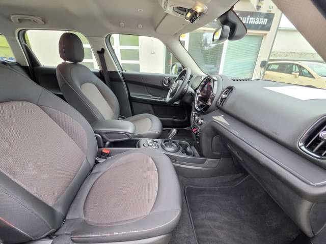 Fahrzeugbild eines MINI Countryman