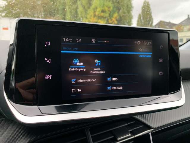 Fahrzeugbild eines Peugeot 208