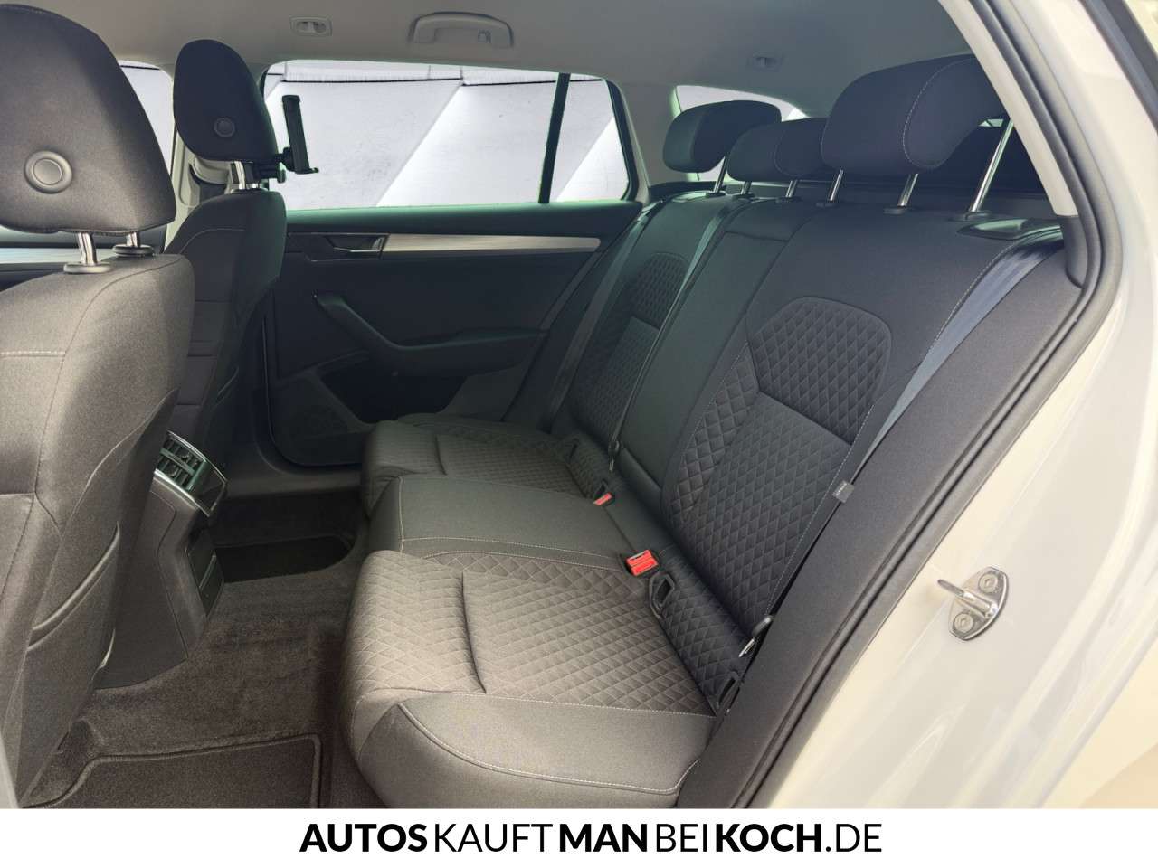 Fahrzeugbild eines Skoda Superb