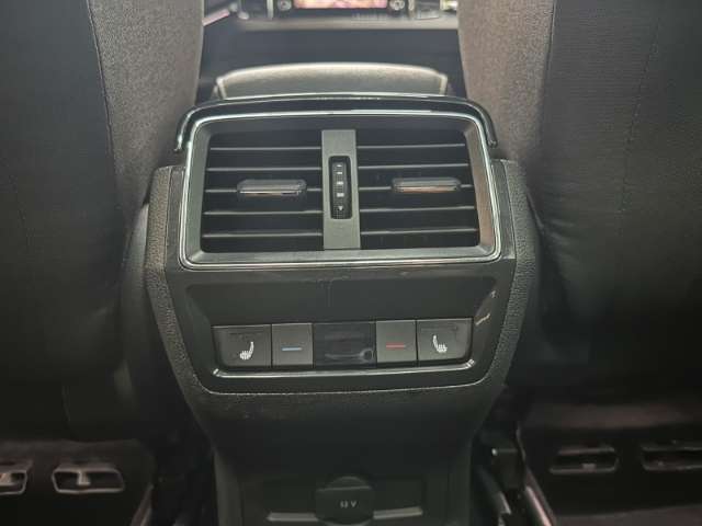 Fahrzeugbild eines Skoda Karoq