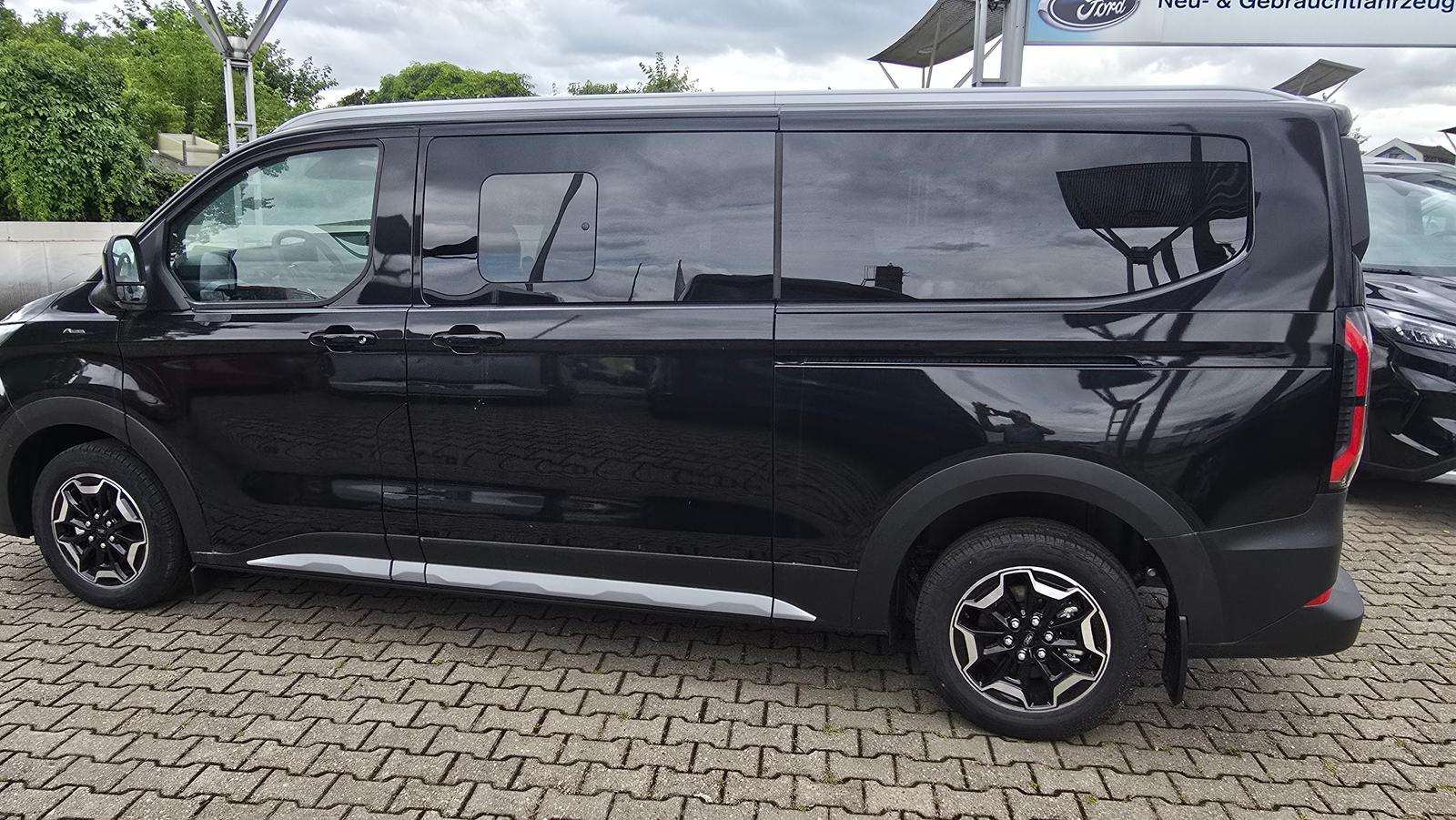 Fahrzeugbild eines Ford Tourneo Custom