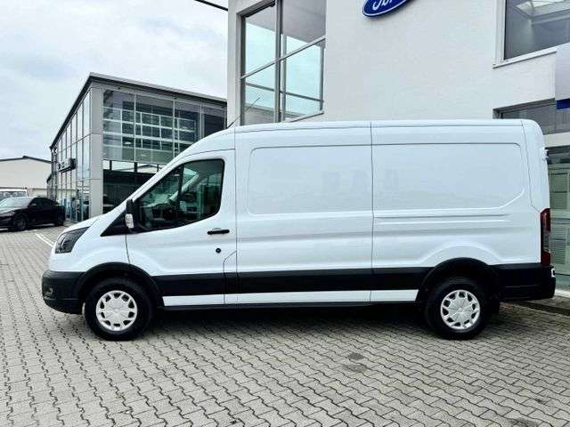Fahrzeugbild eines Ford Transit