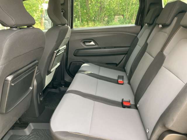 Fahrzeugbild eines Dacia Jogger