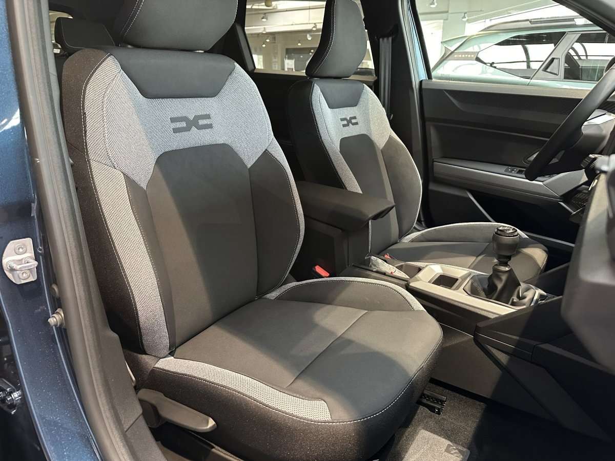 Fahrzeugbild eines Dacia Bigster