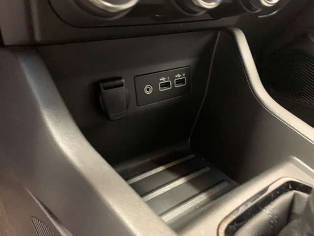 Fahrzeugbild eines Renault Clio