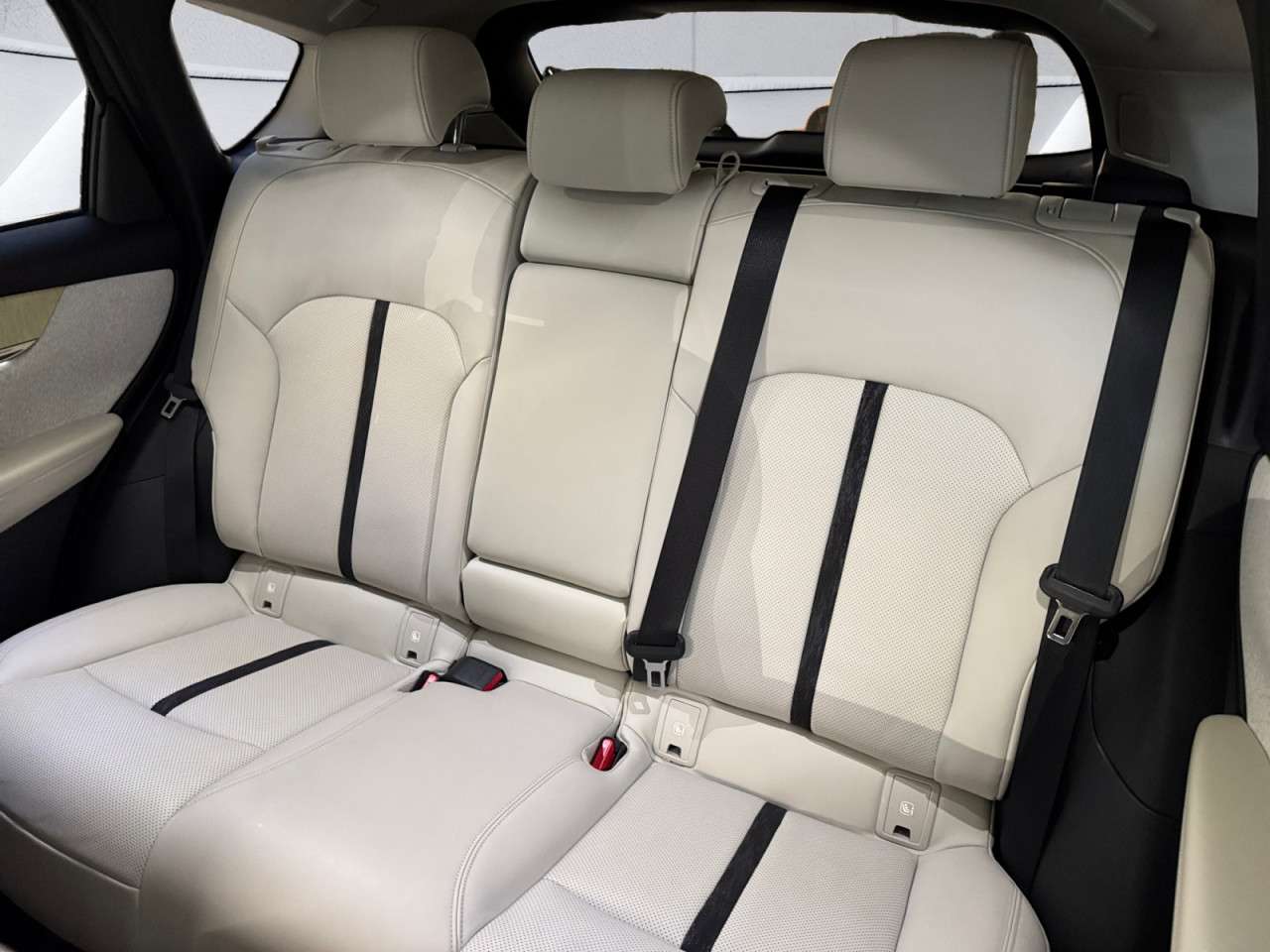 Fahrzeugbild eines Mazda CX-60