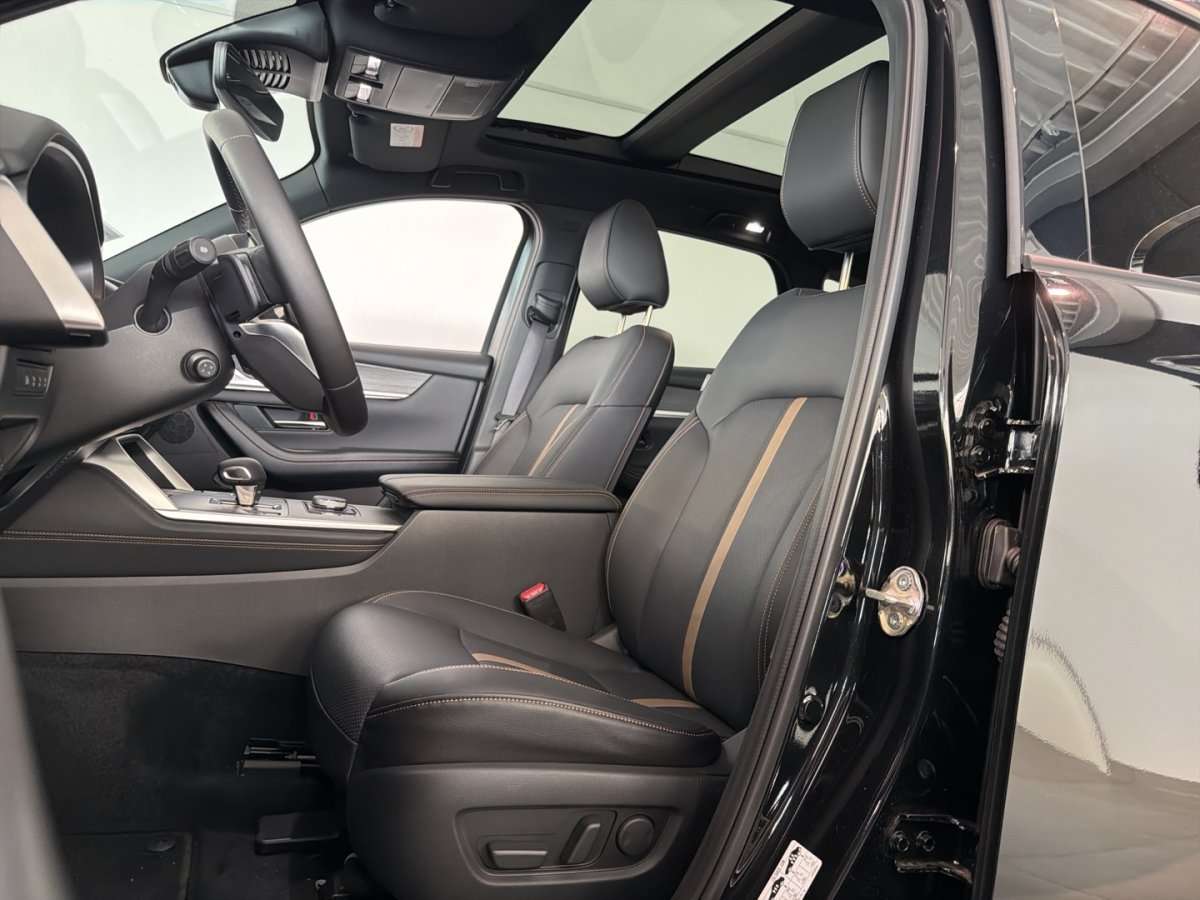 Fahrzeugbild eines Mazda CX-60