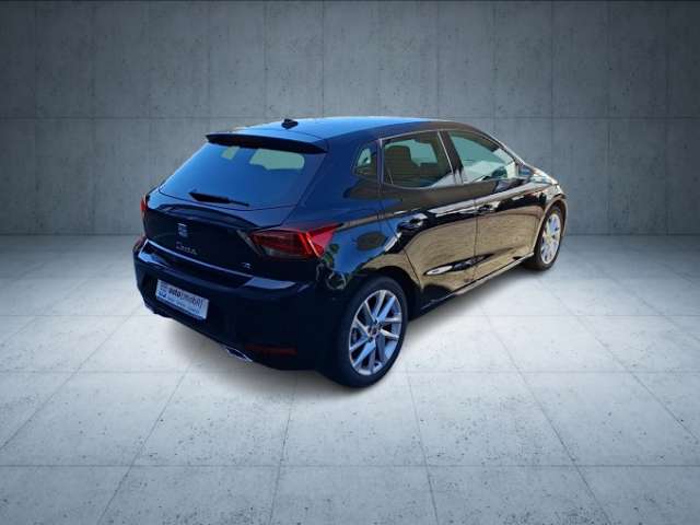 Fahrzeugbild eines SEAT Ibiza
