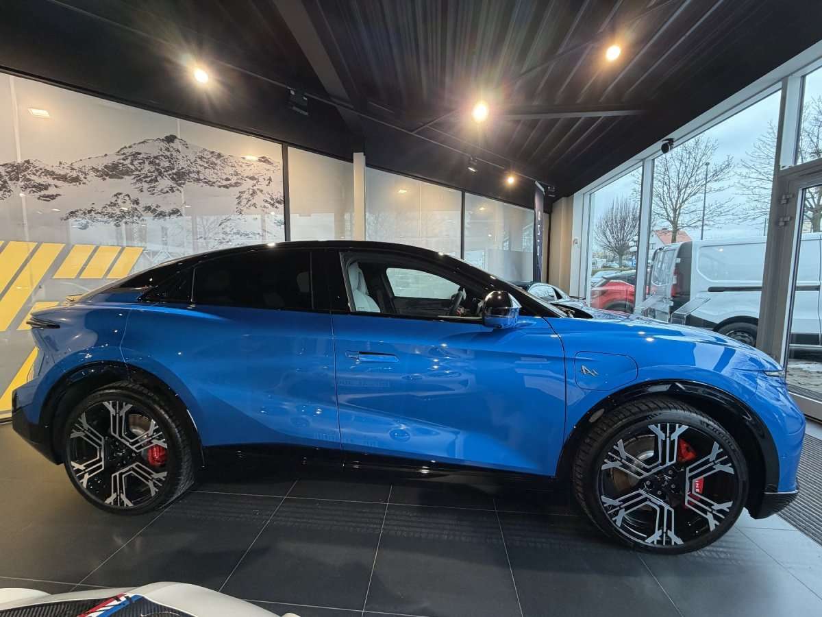 Fahrzeugbild eines Alpine A390