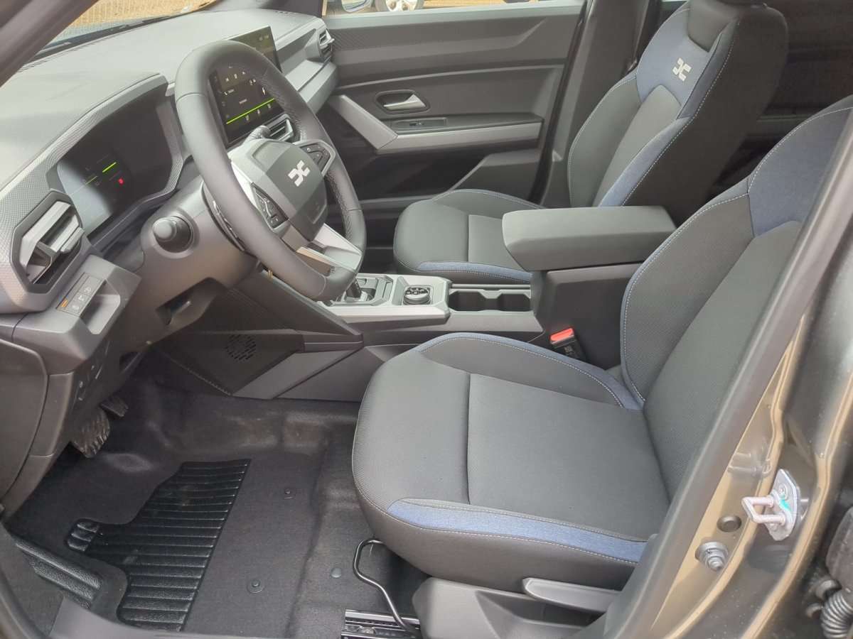Fahrzeugbild eines Dacia Duster