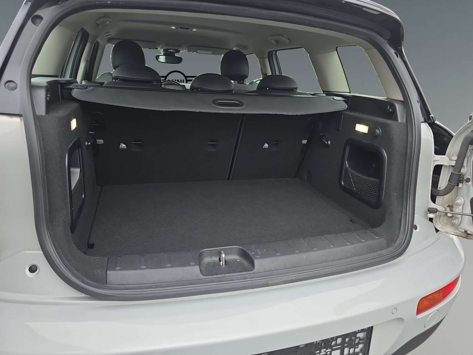 Fahrzeugbild eines MINI COOPER