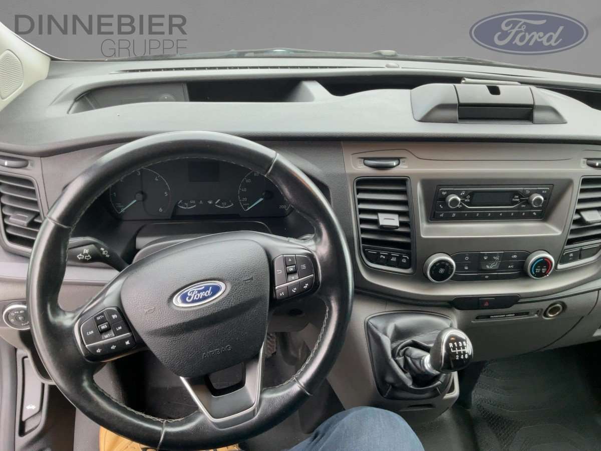 Fahrzeugbild eines Ford Transit Custom