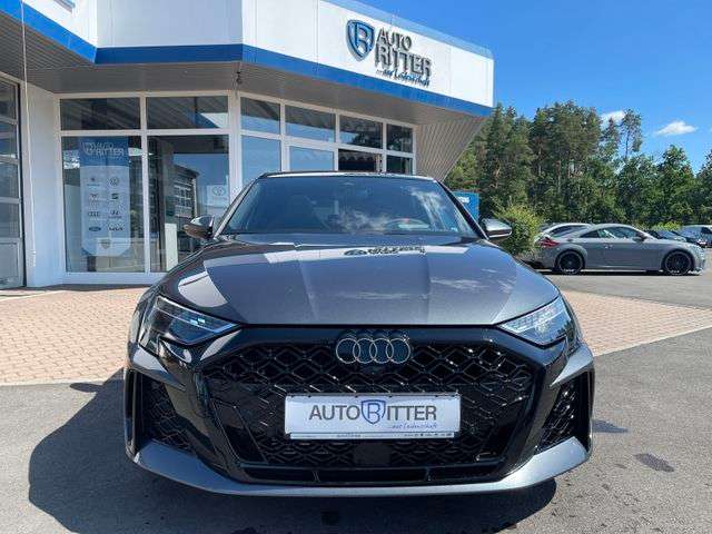 Fahrzeugbild eines Audi RS3