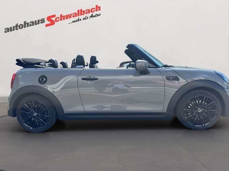 Fahrzeugbild eines MINI COOPER