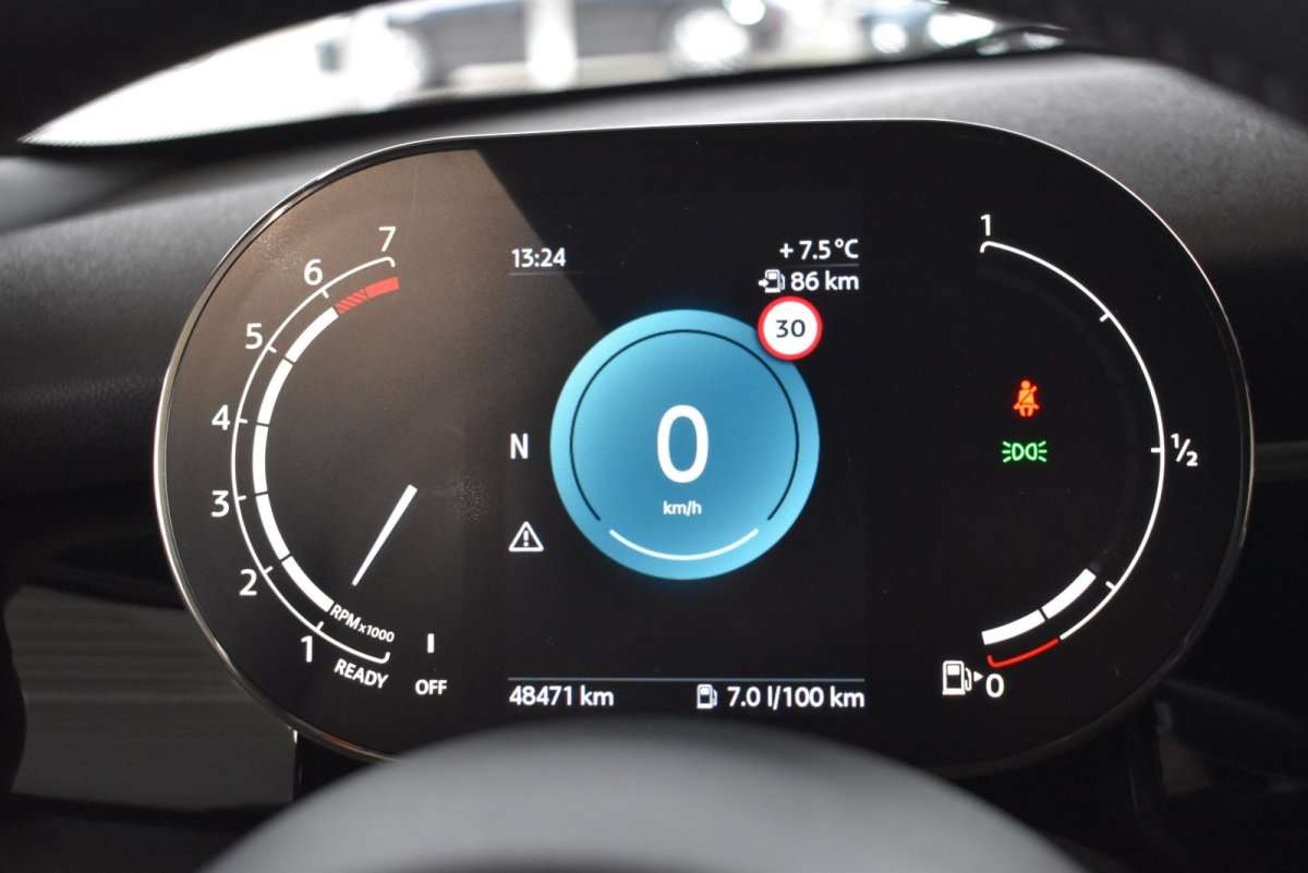 Fahrzeugbild eines MINI COOPER