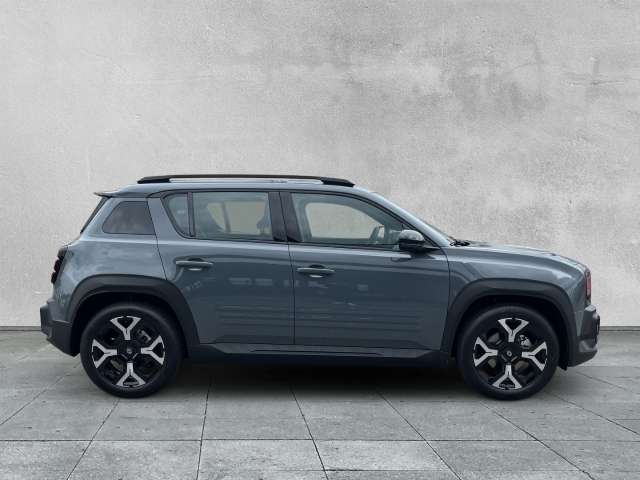 Fahrzeugbild eines Renault 4 E-TECH