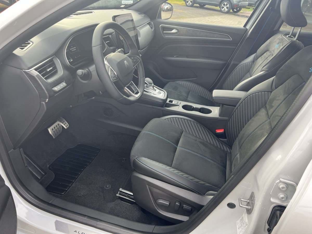 Fahrzeugbild eines Renault Arkana