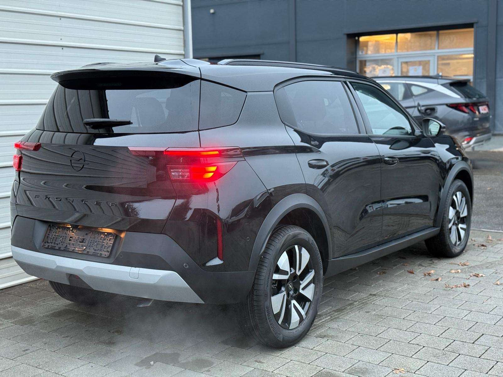 Fahrzeugbild eines Opel Frontera