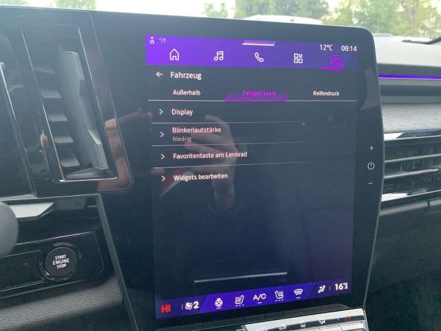 Fahrzeugbild eines Renault Rafale