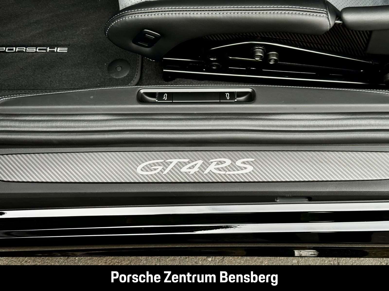 Fahrzeugbild eines Porsche Cayman