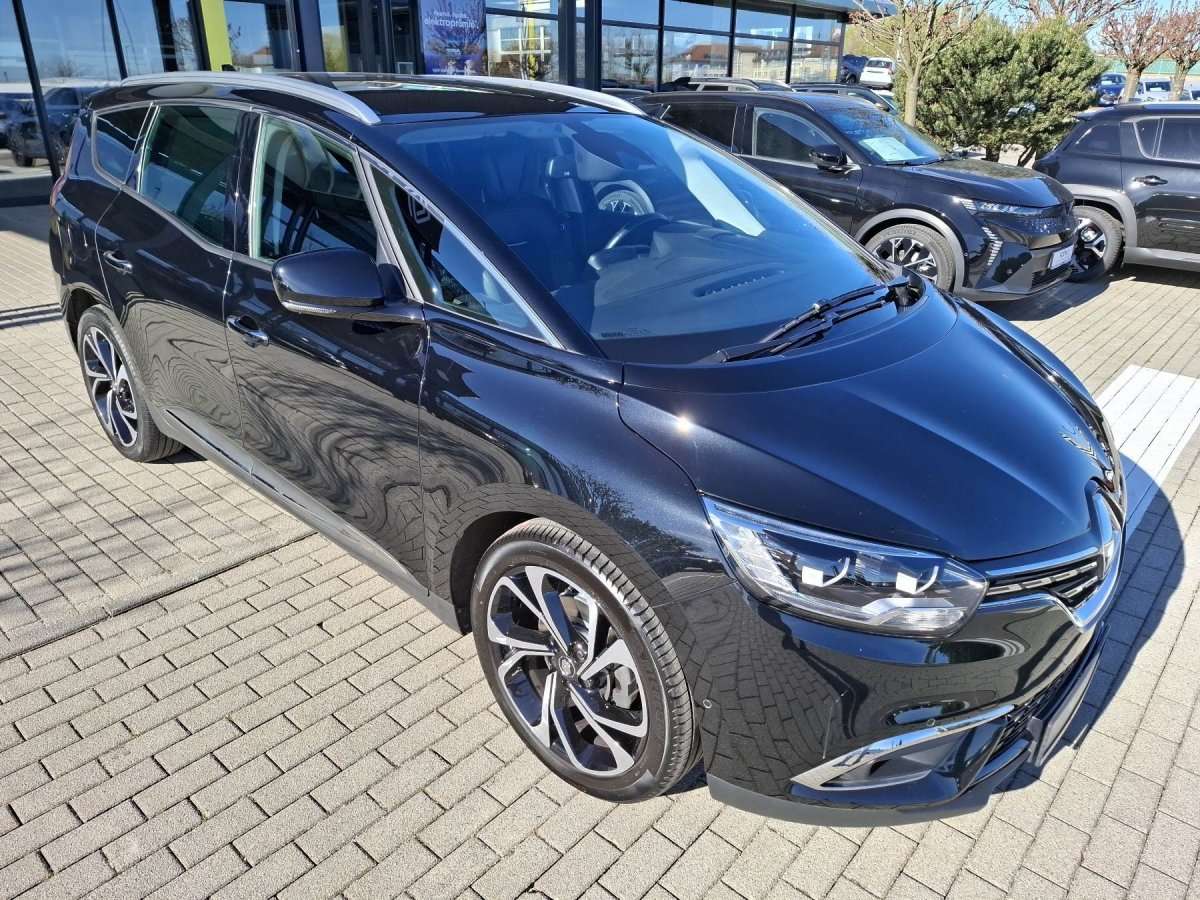 Fahrzeugbild eines Renault Grand Scénic