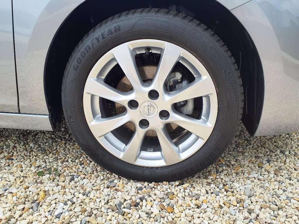 Fahrzeugbild eines Opel Corsa