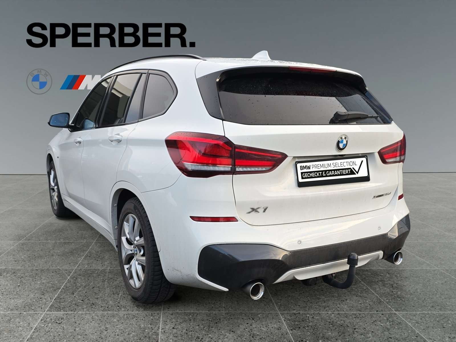 Fahrzeugbild eines BMW X1