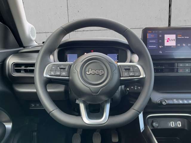 Fahrzeugbild eines Jeep Avenger
