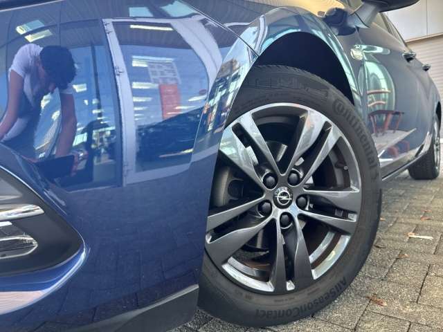 Fahrzeugbild eines Opel Astra