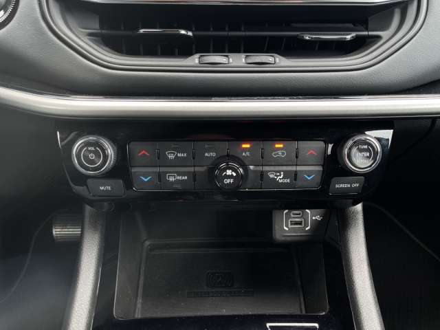Fahrzeugbild eines Jeep Compass