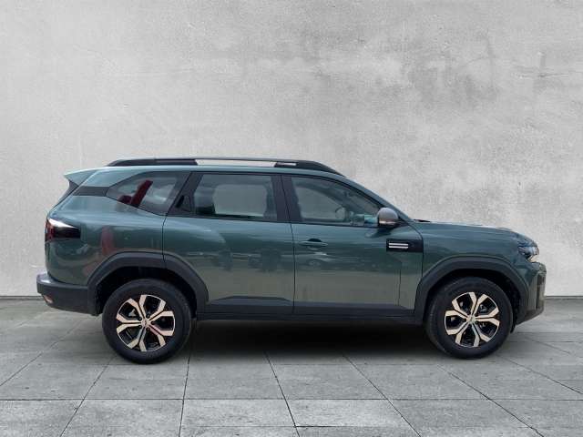 Fahrzeugbild eines Dacia Bigster